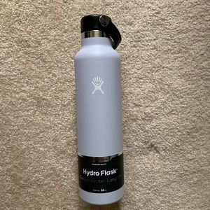 Hydroflask in Fog